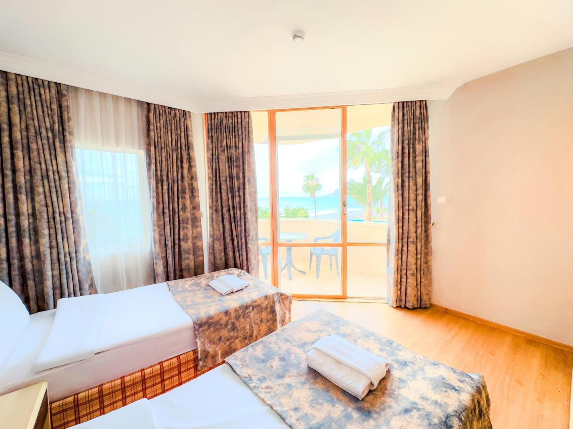 Senza Sunset Beach Hotel Аланя Екстериор снимка